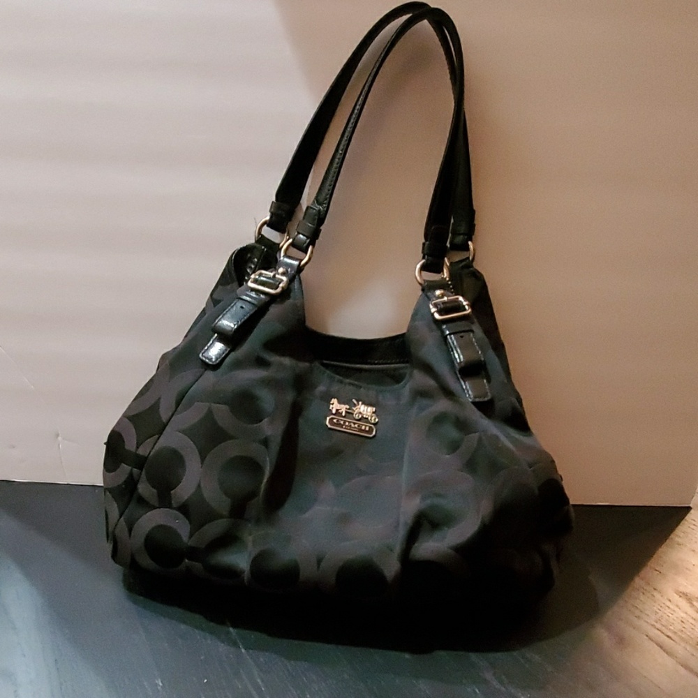 Coach Madison shoulder bag - serial c1120-17689